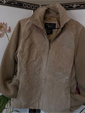 Women's GENUINE LEATHER Beige Suede Zip Front Jacket, streetwear Edgy Chunky
